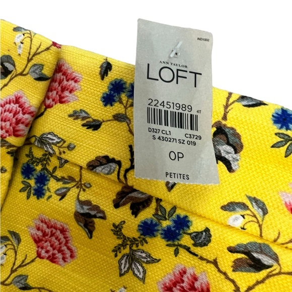 Ann Taylor Loft Riviera 4” Shorts NWT Yellow Floral Tapestry Flat Front Sz 0P - Picture 8 of 9